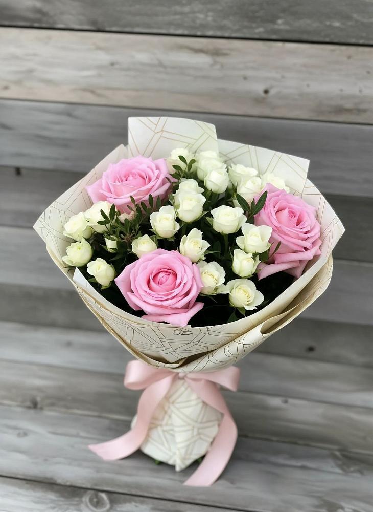 Букет цветов из: Розы в Ромоданово