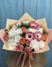 Букет цветов из:  Розы, Герберы и Хризантемы в Ромоданово