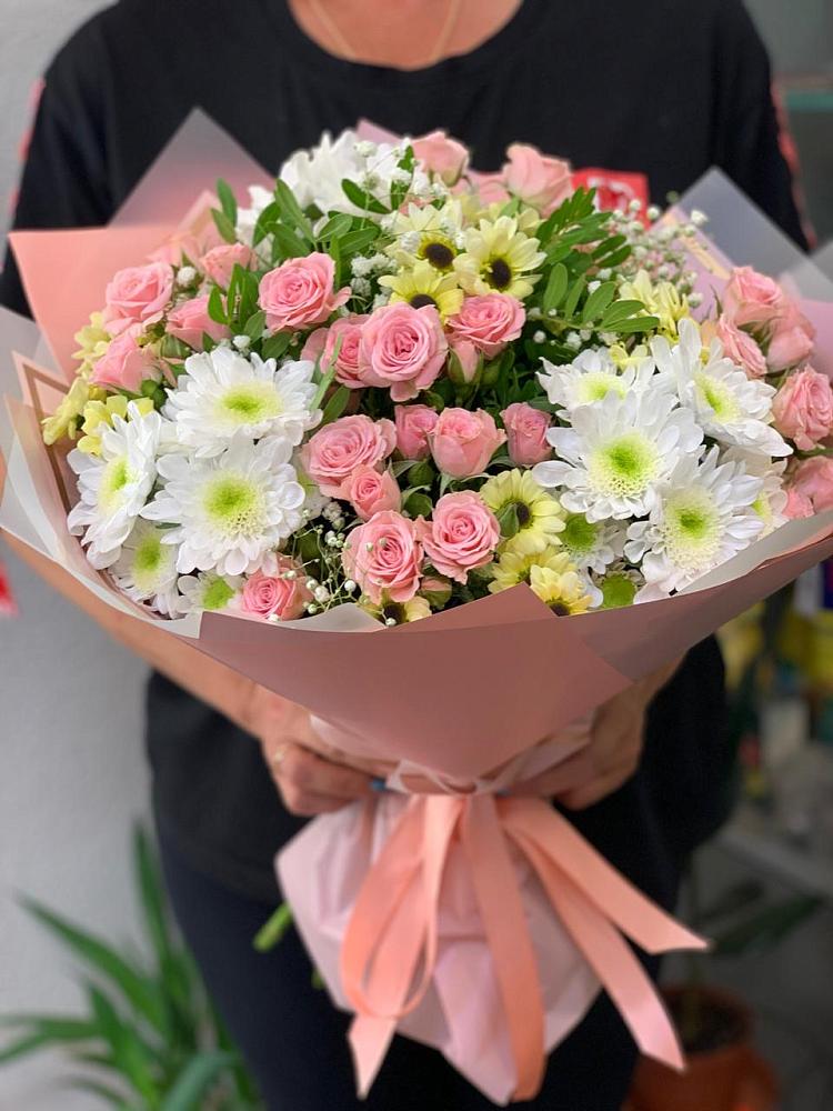 Букет цветов из: Розы и Хризантемы в Ромоданово