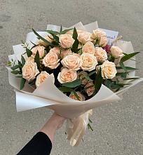 Букет Кремовые розы Латте в Ромоданово