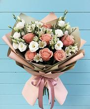 Букет цветов из:  Розы, Альстромерии и Лизиантусы в Ромоданово