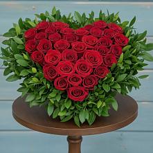 Цветочная композиция из Розы в виде сердца в Ромоданово