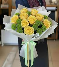 Букет цветов из:  Хризантемы и Розы в Ромоданово