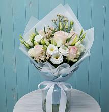 Букет цветов из:  Розы и Лизиантусы в Ромоданово
