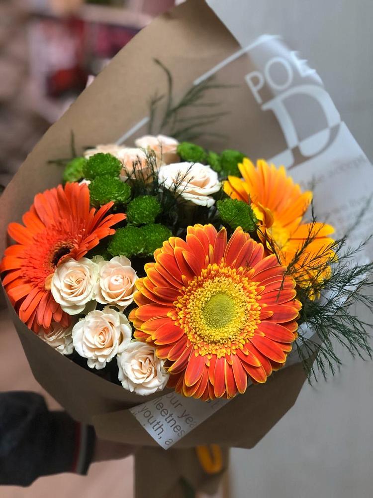 Букет цветов из: Герберы, Хризантемы и Розы в Ромоданово