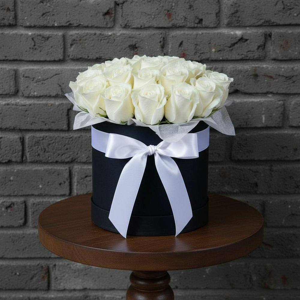 Цветочная композиция из Розы в шляпной коробке в Ромоданово